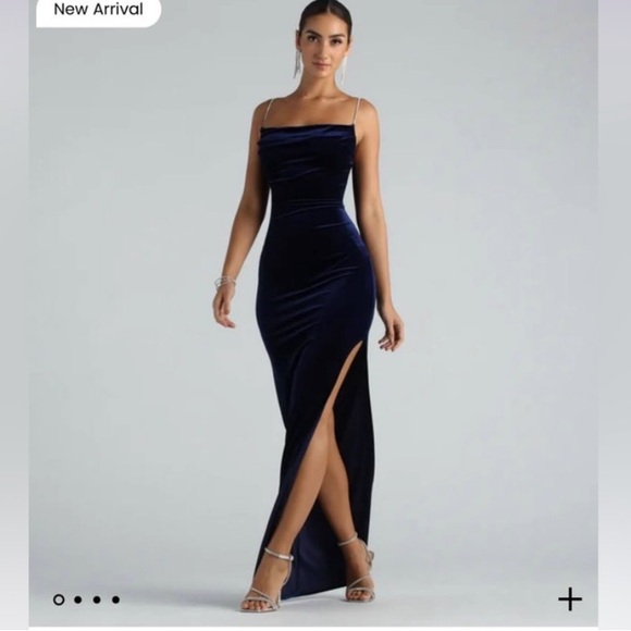 Windsor Dresses & Skirts - Windsor Navy Velvet Dress